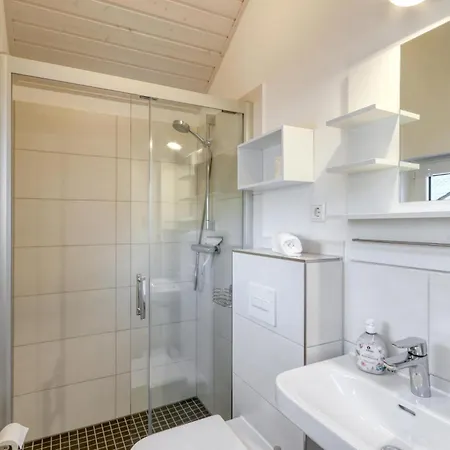 Amazing Home In Krems Iiwarderbrueck With Sauna Casa de Férias Gols