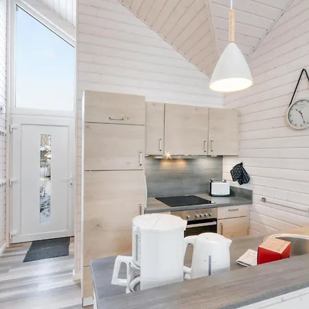 Amazing Home In Krems Iiwarderbrueck With Sauna