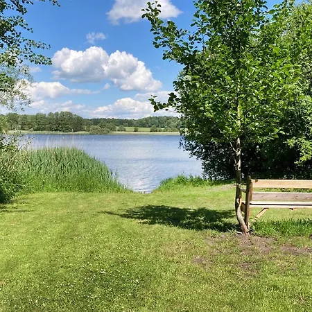 Lovely In Krems Iiwarderbrueck Vakantiehuis